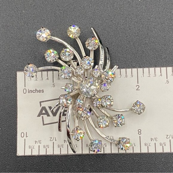 Emmons 'Fiery Ice' Sparkly Starburst Spray Brooch with Clear Rhinestones 2.5in - Picture 6 of 9